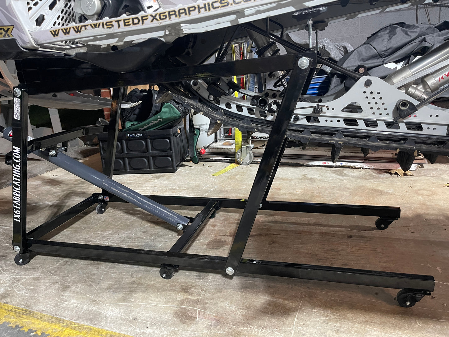 LX6 Snowmobile lift